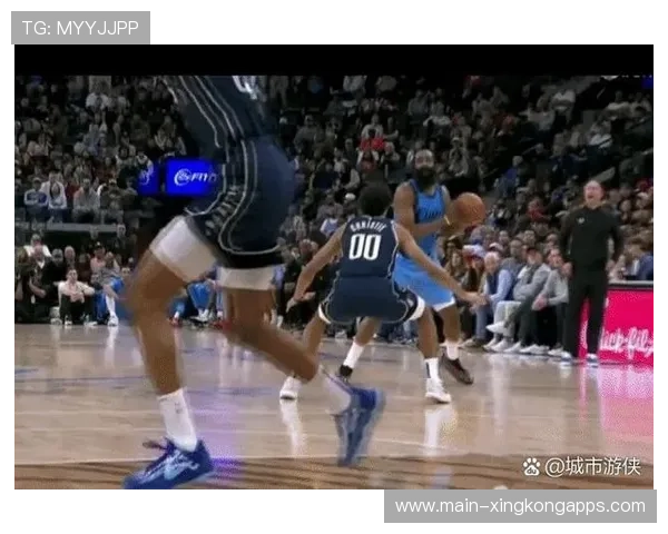 最佳配合：篮球场上的“传球大师”秀