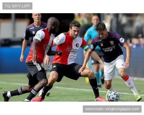 阿贾克斯继续领跑荷甲，冠军争夺进入白热化，阿贾克斯b队能升荷甲吗