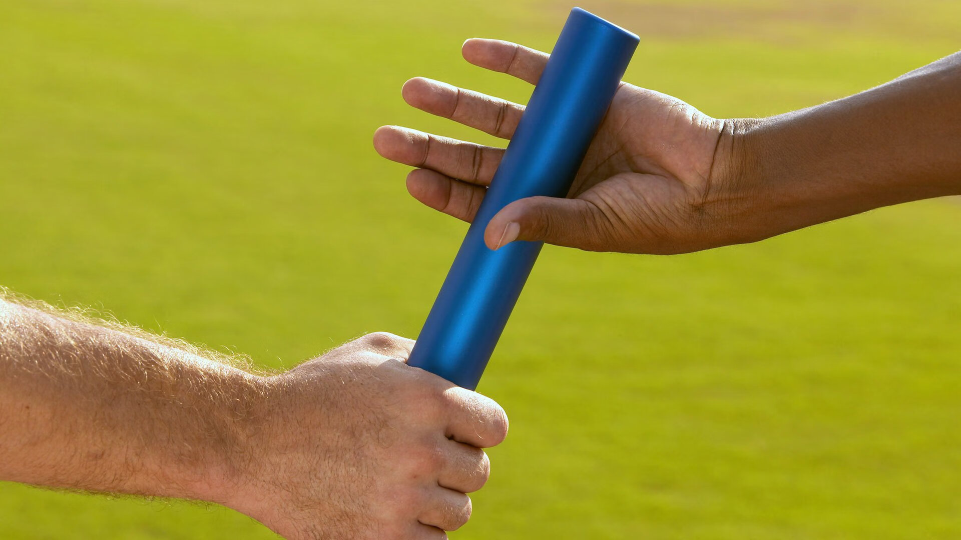 体育新闻中心推动体育视觉影像算法识别工程落地,体育摄影海报